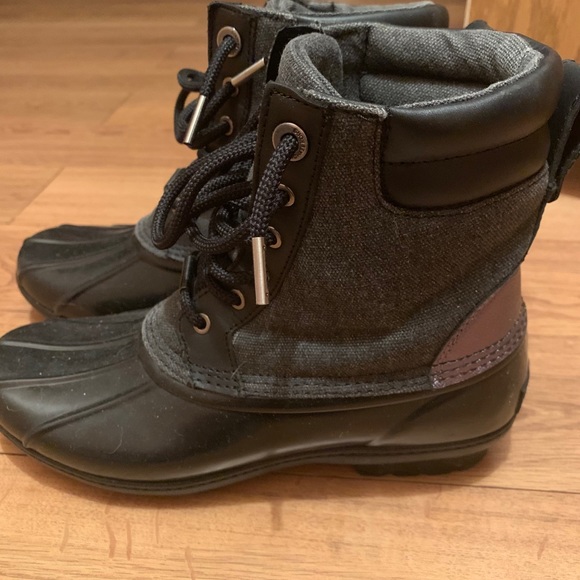 Michael Kors boots - Picture 2 of 5